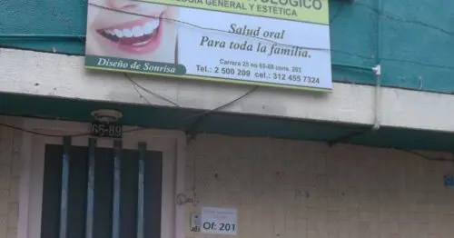 CONSULTORIO ODONTOLOGICO CARRERA 24 CON 32